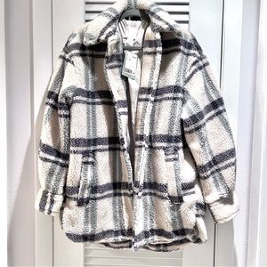H&M Faux Shearling Jacket NWT Medium